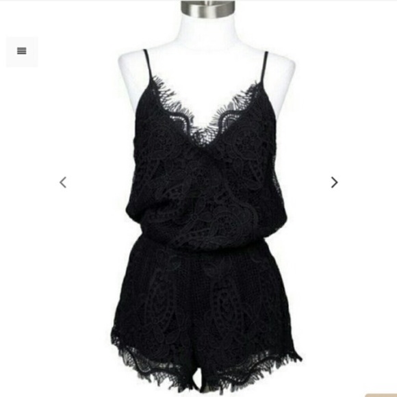 Sweet Journey Lace Romper - Picture 2 of 9